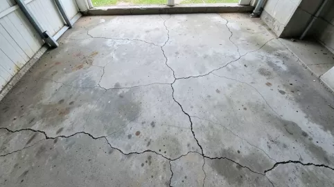 Jak zrobić wylewkę na starym betonie